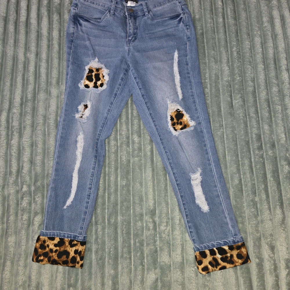 VENUS Blue Jeans with Leopard Print Details